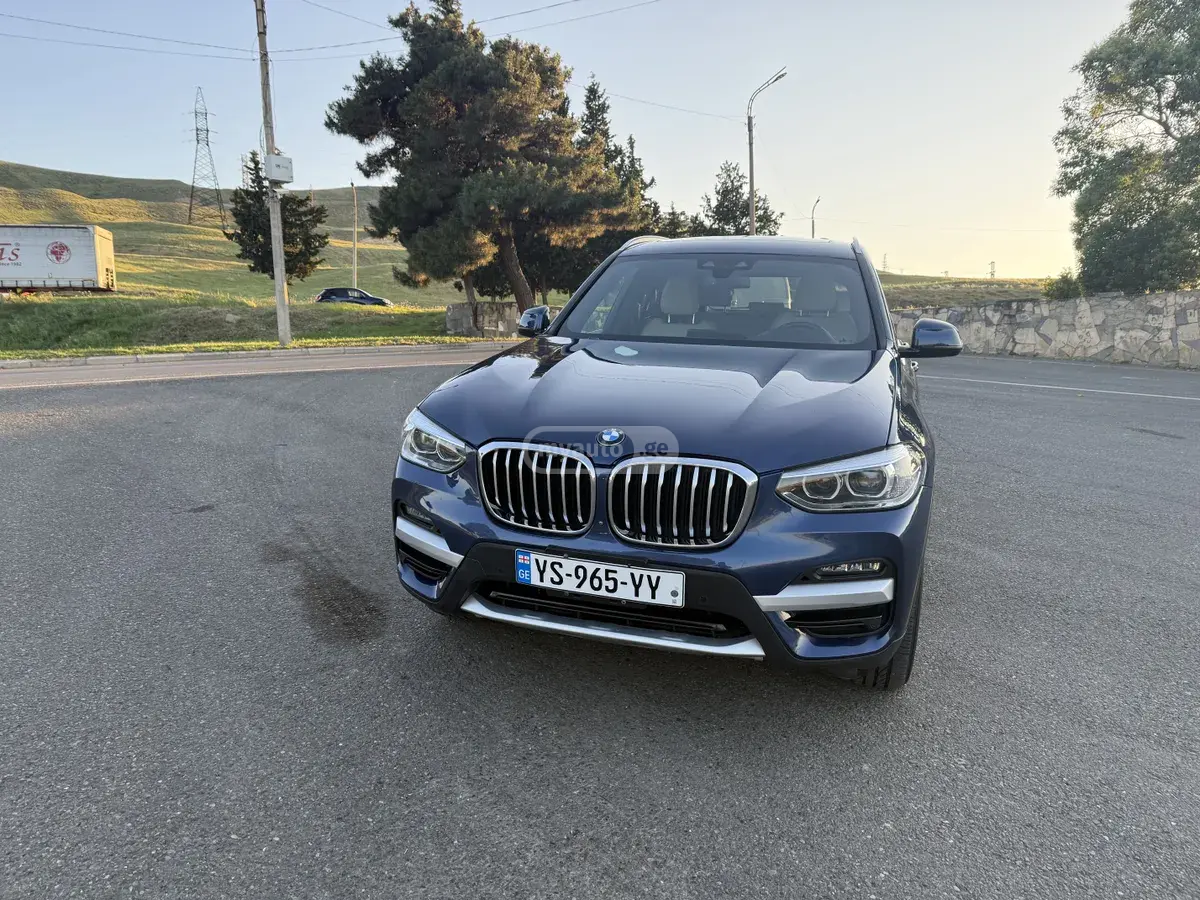 BMW X3 2020 — photo 2