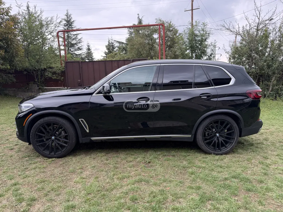 BMW X5 2020 — photo 2