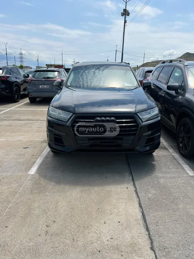 Audi Q7 2017 — photo 2