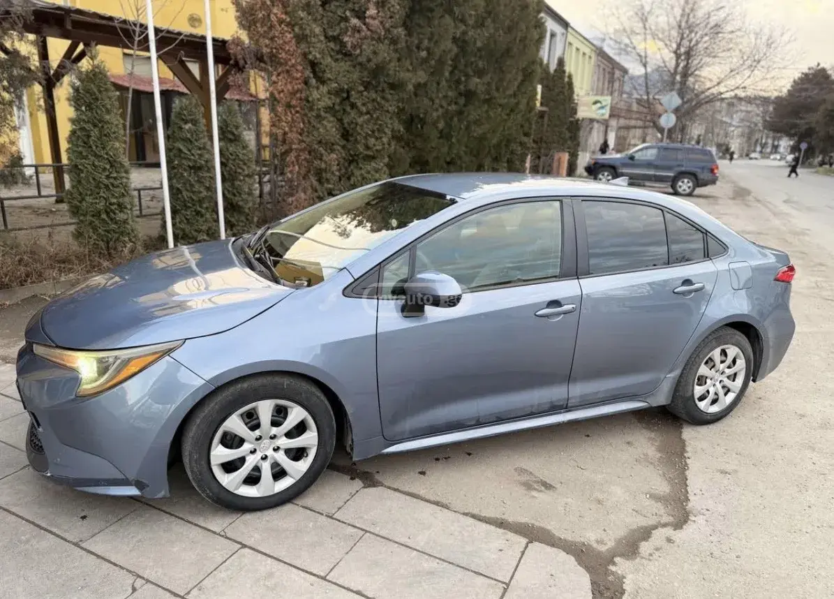 Toyota Corolla 2020 — photo 2