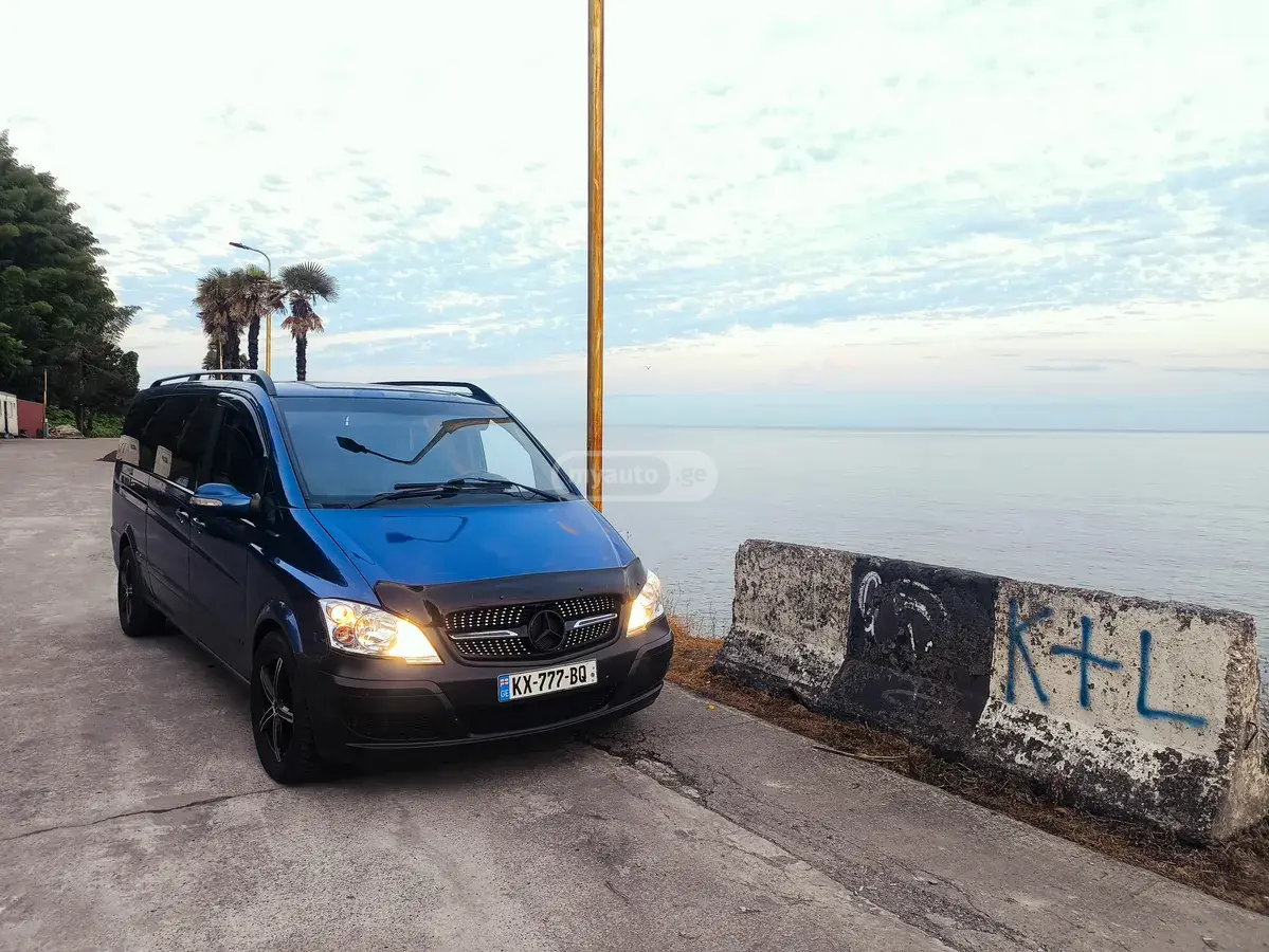 Mercedes-Benz Viano 2004 — photo 2