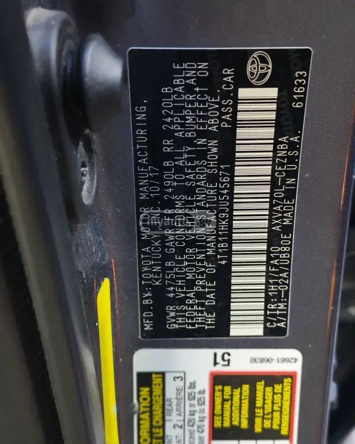 Toyota Camry 2018 — photo 2