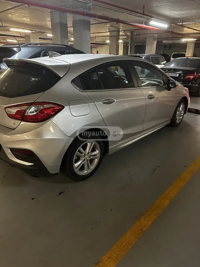 Chevrolet Cruze 2017 — photo 2