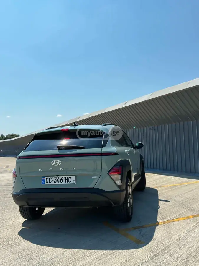Hyundai Kona 2023 — photo 2