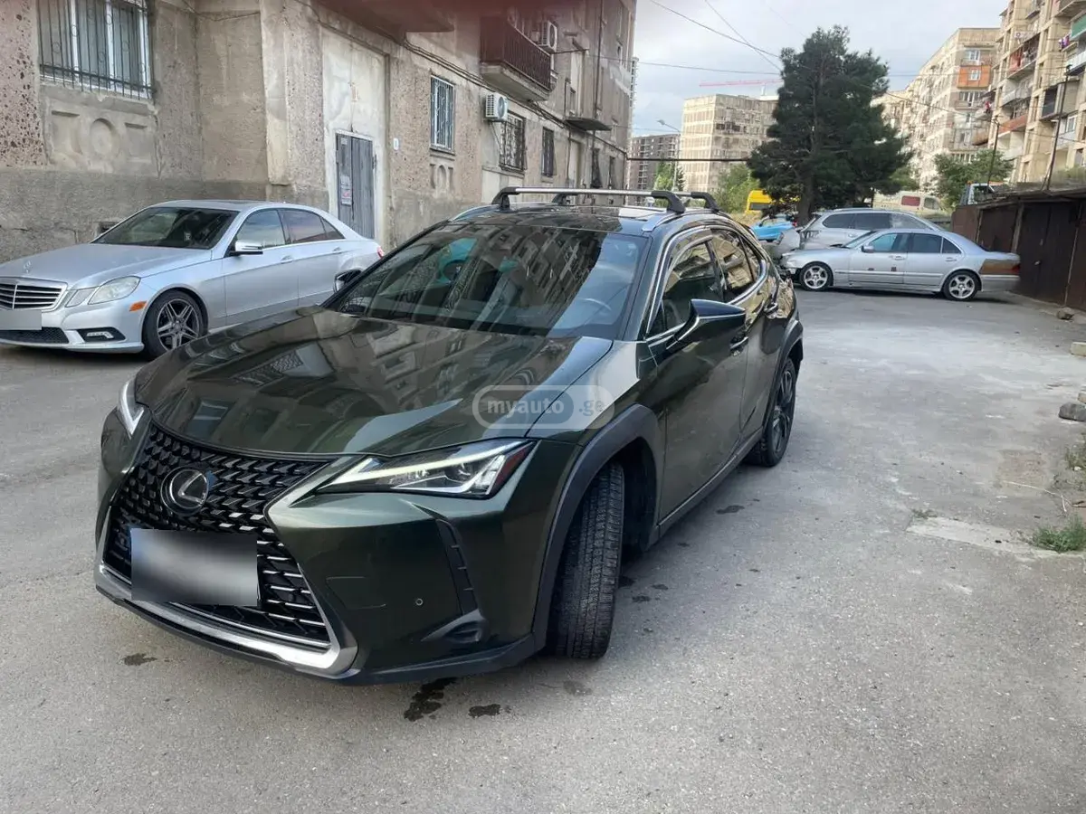 Lexus UX 200