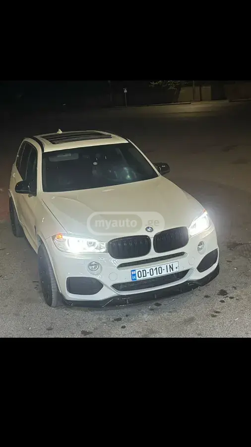 BMW X5 2015 — photo 2