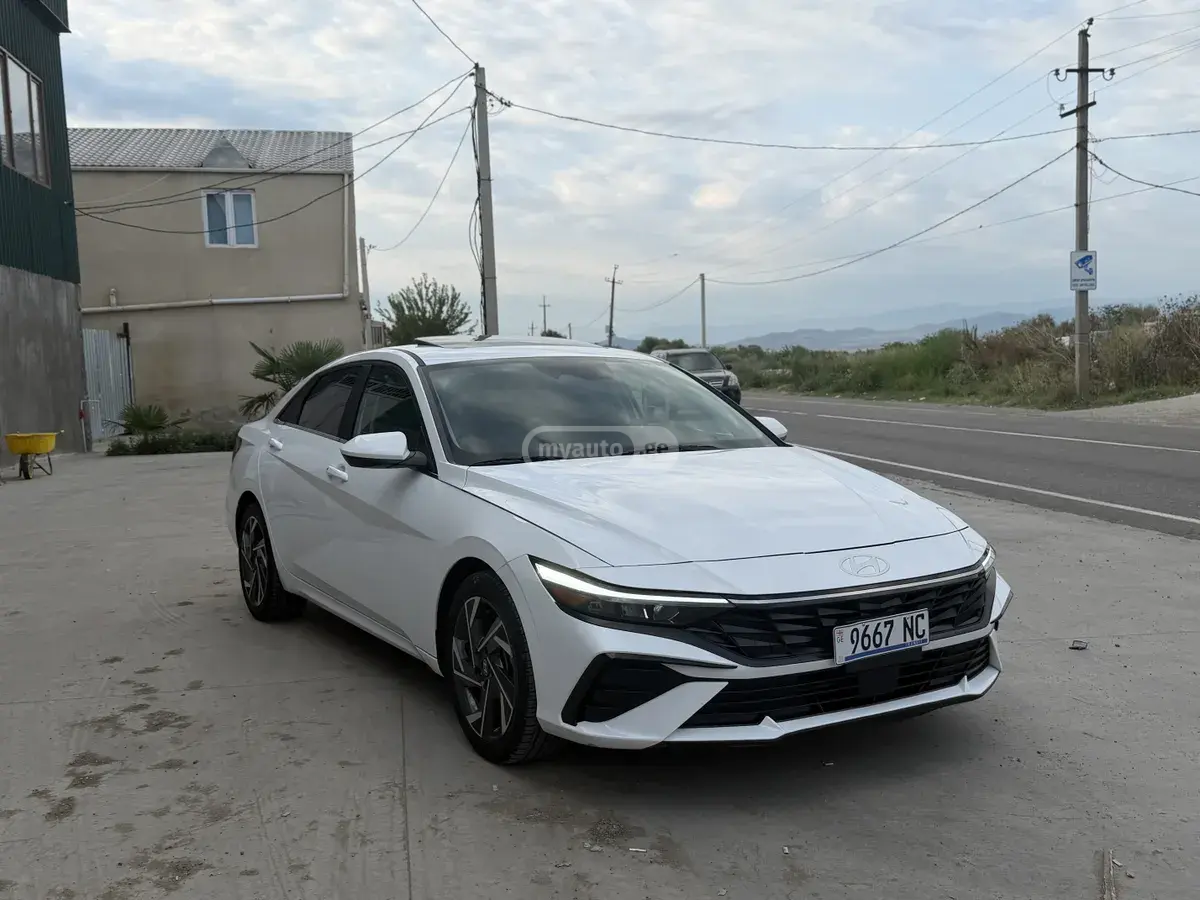 Hyundai Elantra