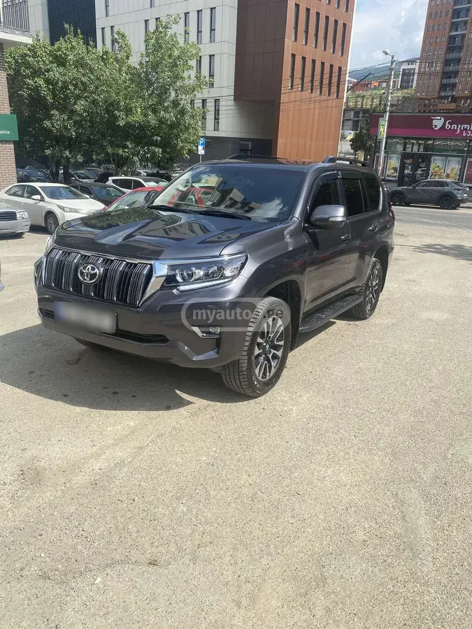 Toyota Land Cruiser Prado
