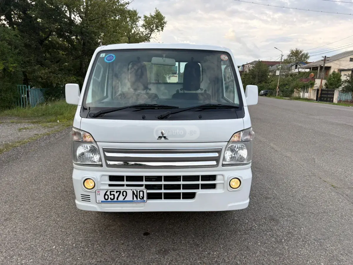 Mitsubishi Minicub