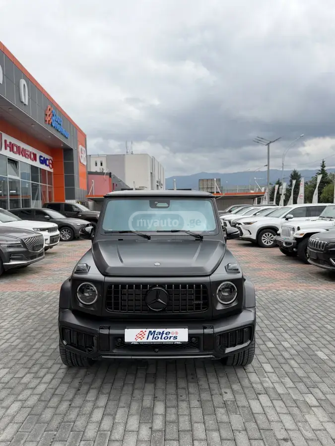 Mercedes-Benz G 63 AMG 2025 — photo 2