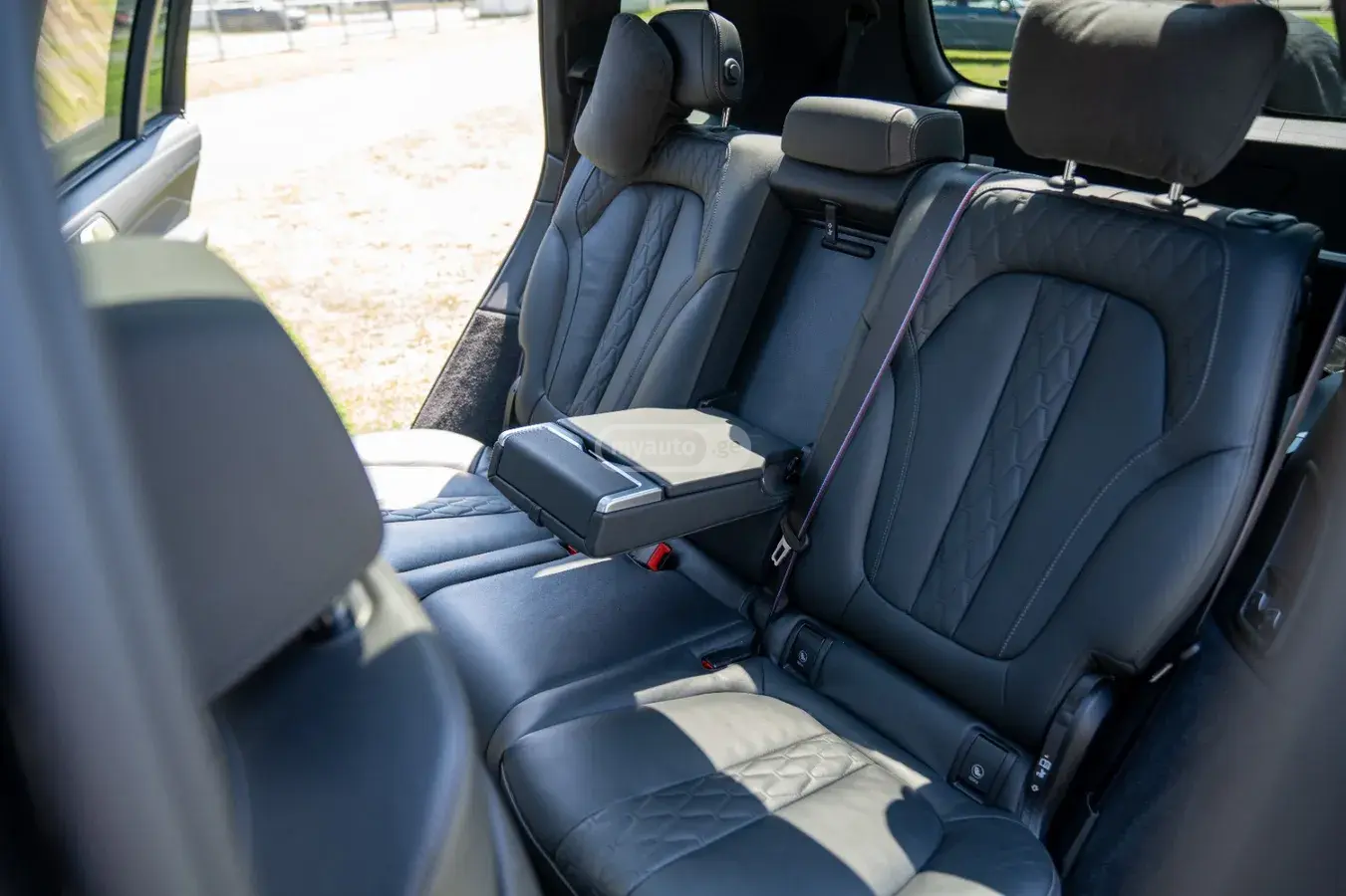 BMW X7 2025 — photo 2