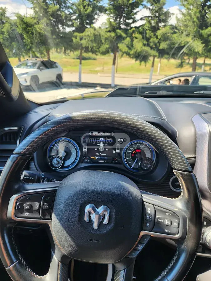 Dodge Ram 2021 — photo 2