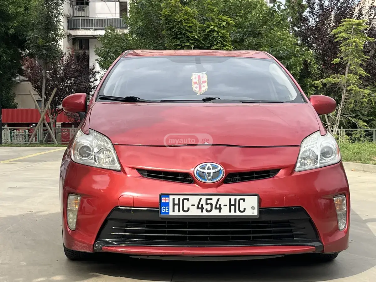 Toyota Prius 2012 — photo 2