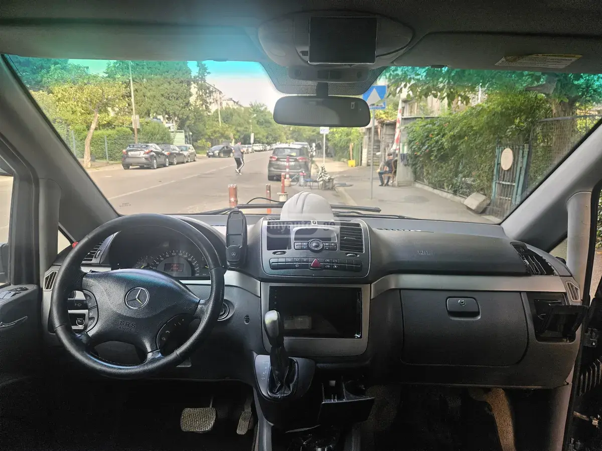 Mercedes-Benz Viano