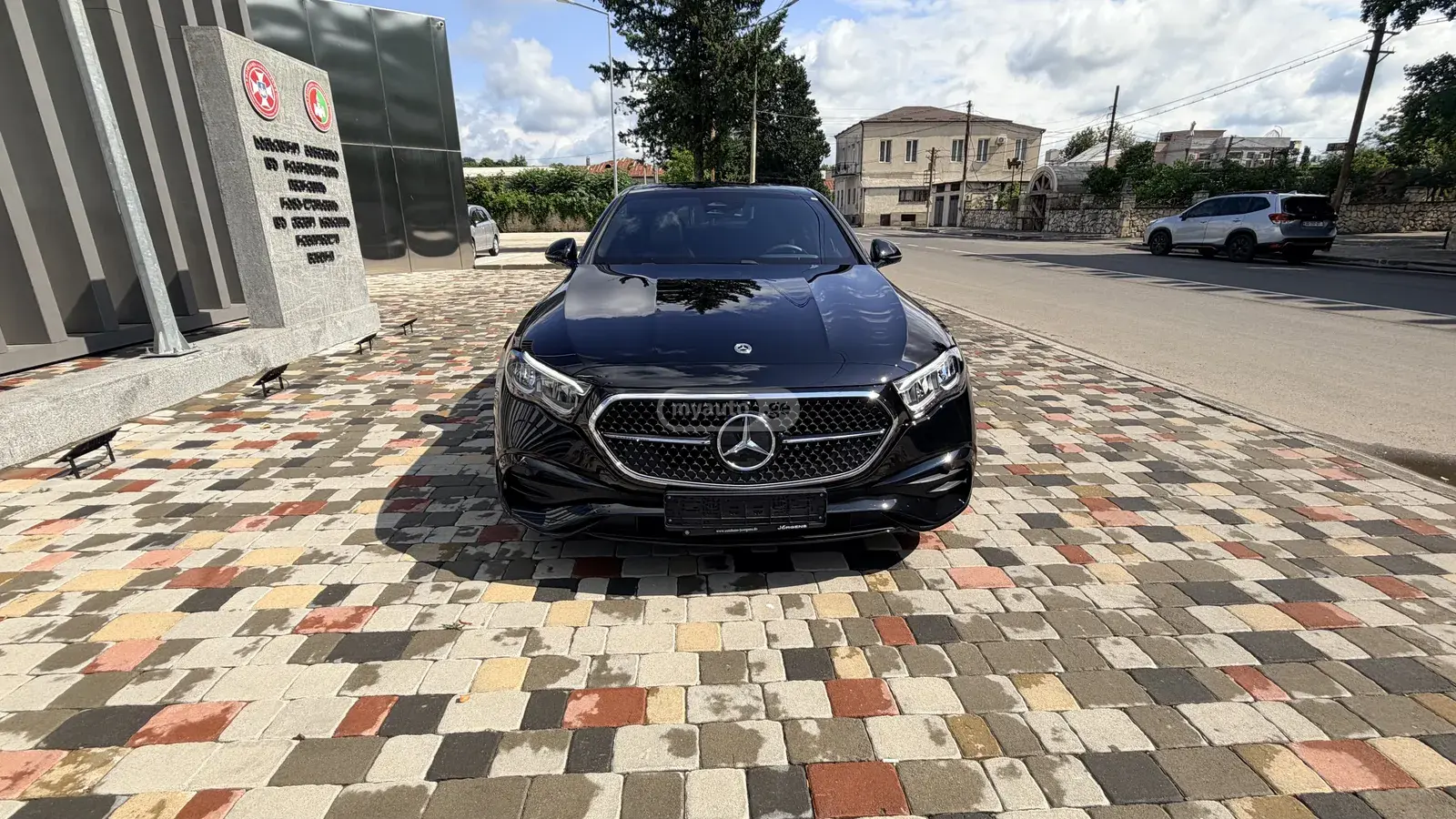 Mercedes-Benz E 200 2024 — photo 2