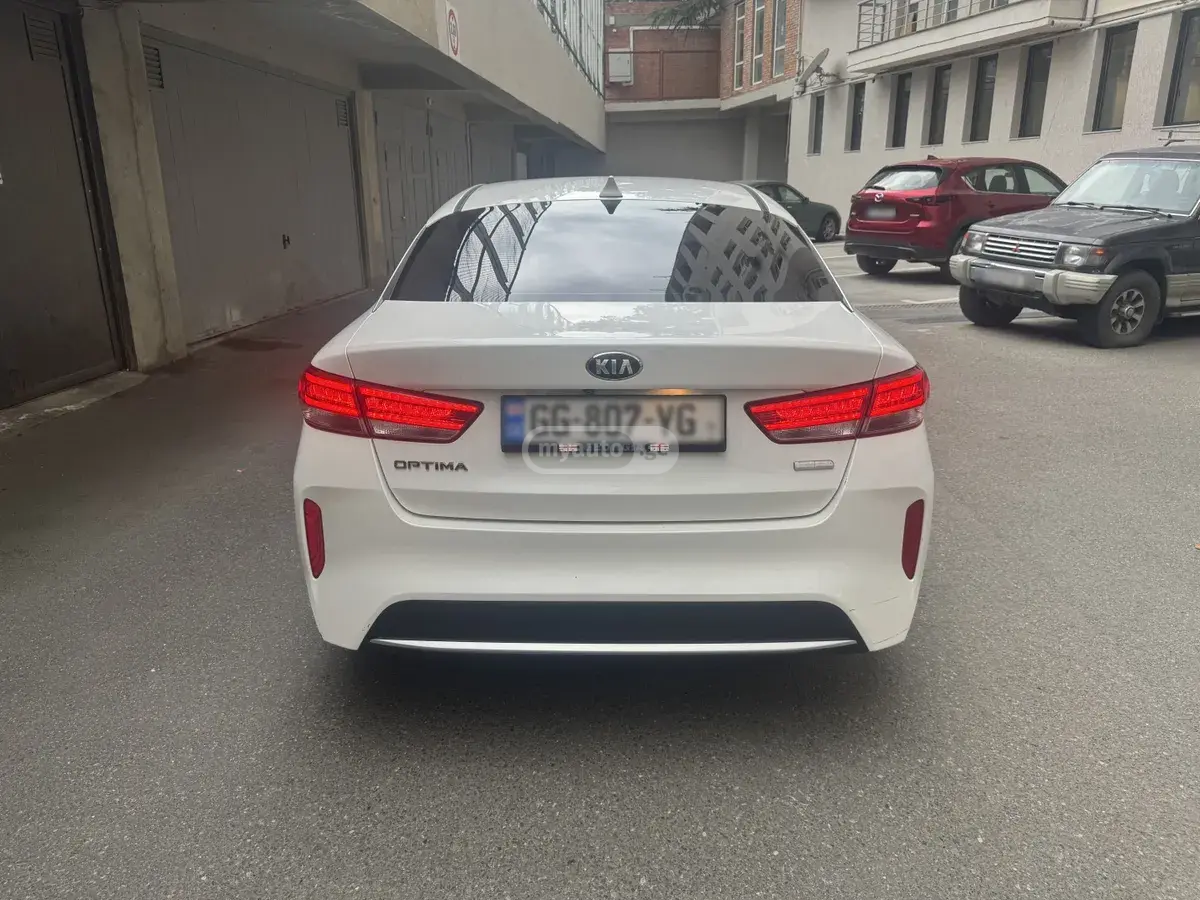 Kia Optima 2017 — photo 2