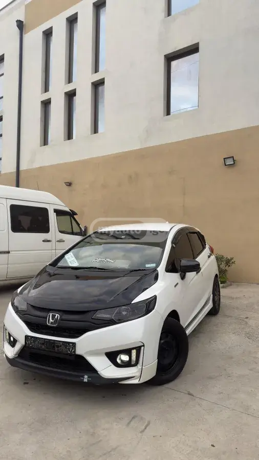 Honda Fit 2016 — photo 2