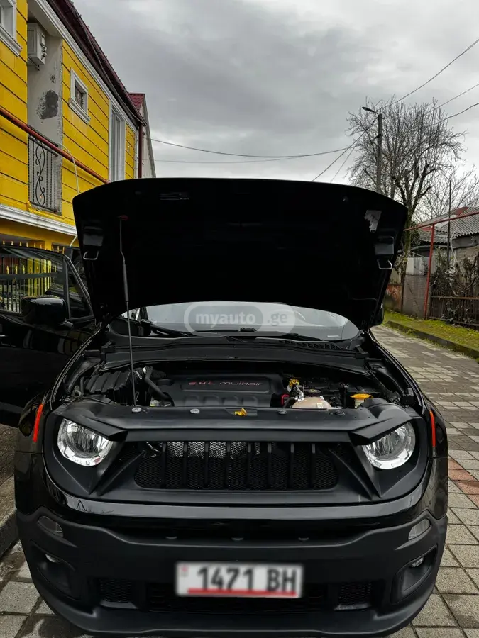 Jeep Renegade 2017 — photo 2