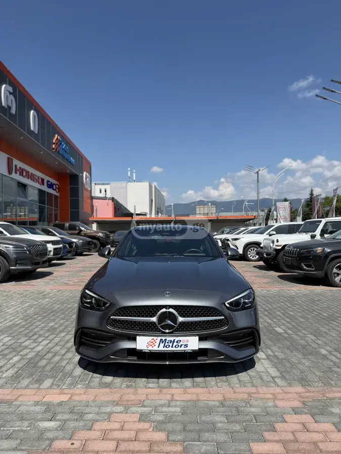 Mercedes-Benz C 200 2024 — photo 2