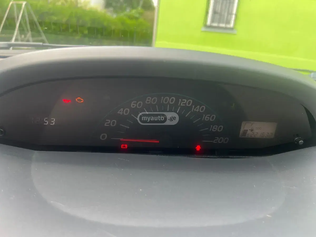 Toyota Yaris 2008 — photo 2