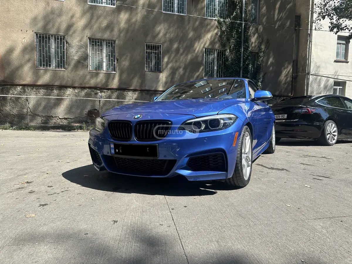 BMW 228