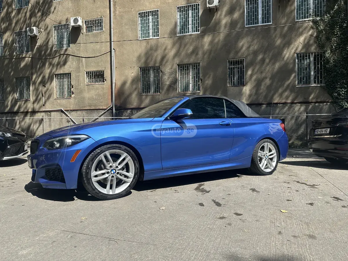 BMW 228 2016 — photo 2