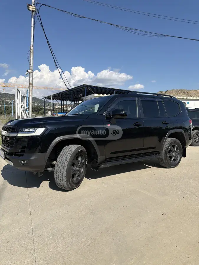 Toyota Land Cruiser 2025 — photo 2