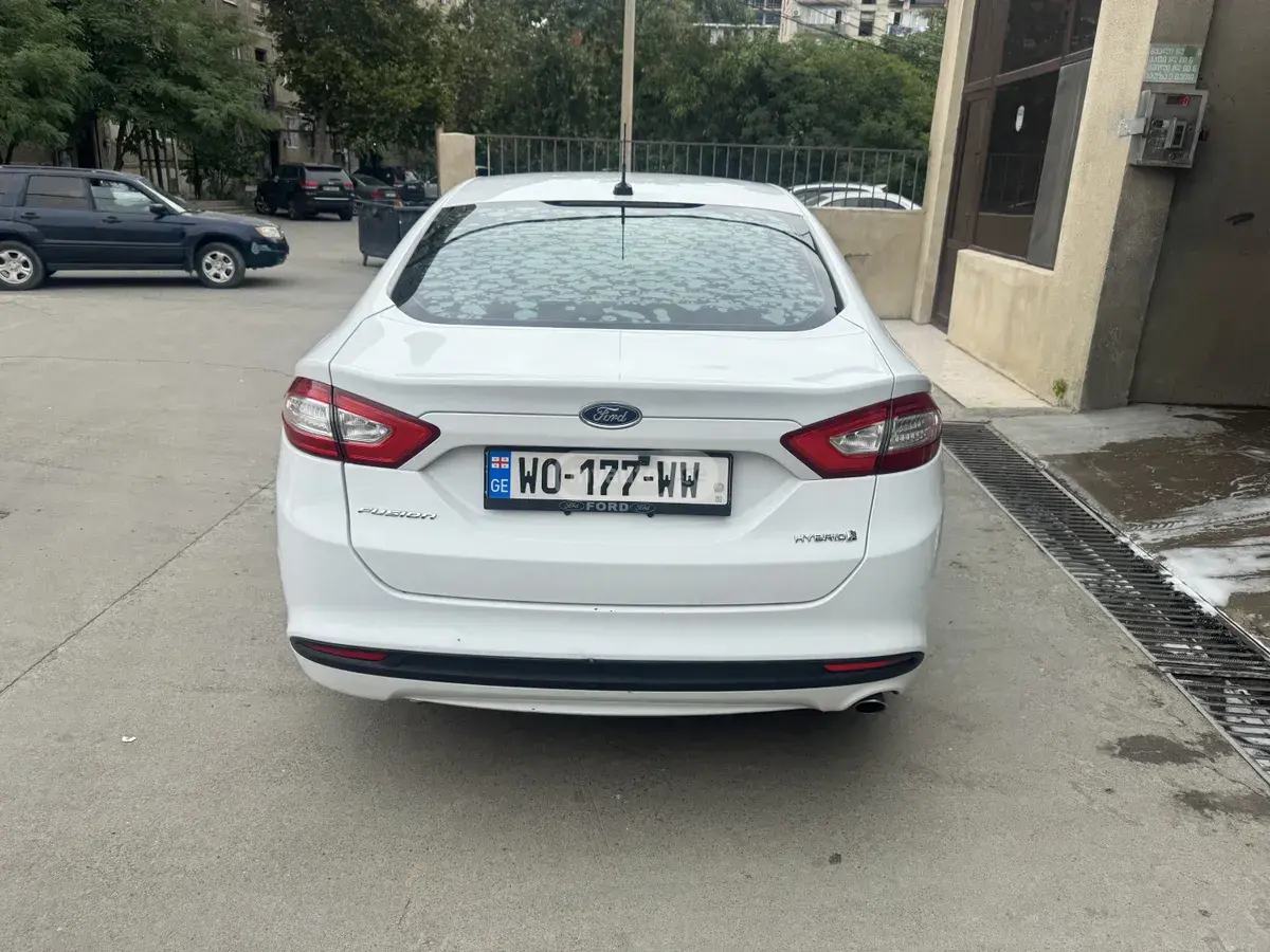 Ford Fusion 2014 — photo 2