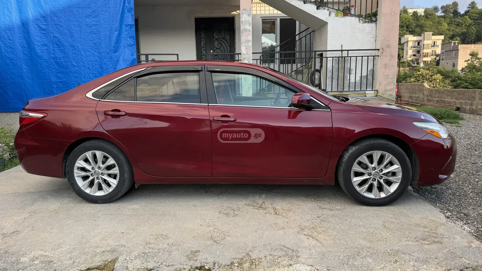 Toyota Camry 2016 — photo 2