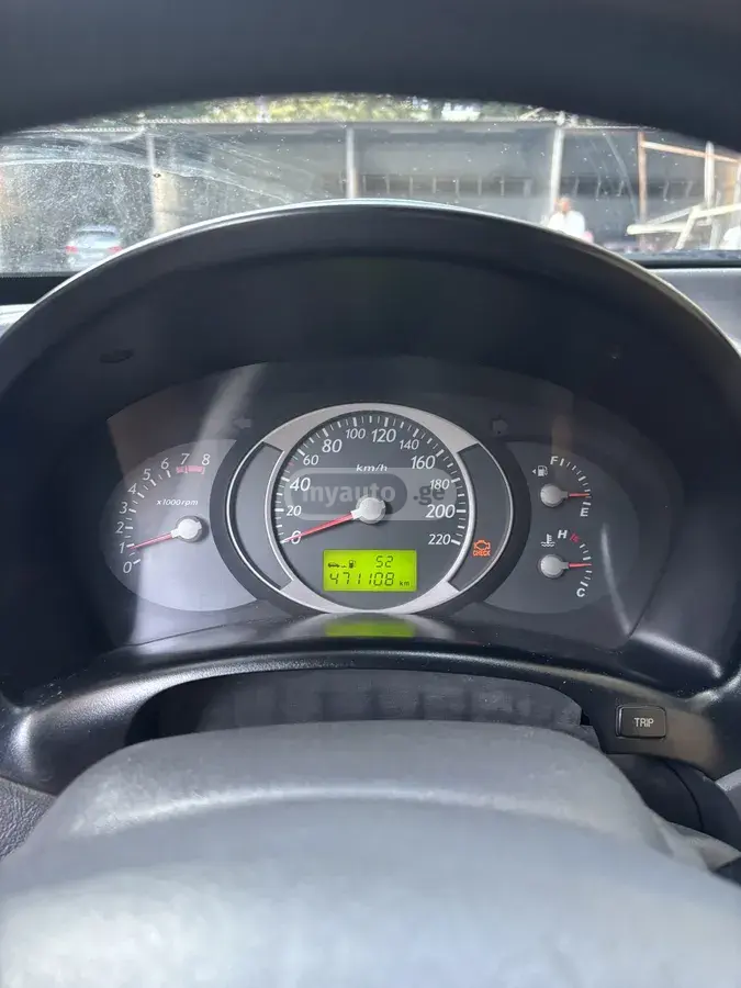 Hyundai Tucson 2005 — photo 2