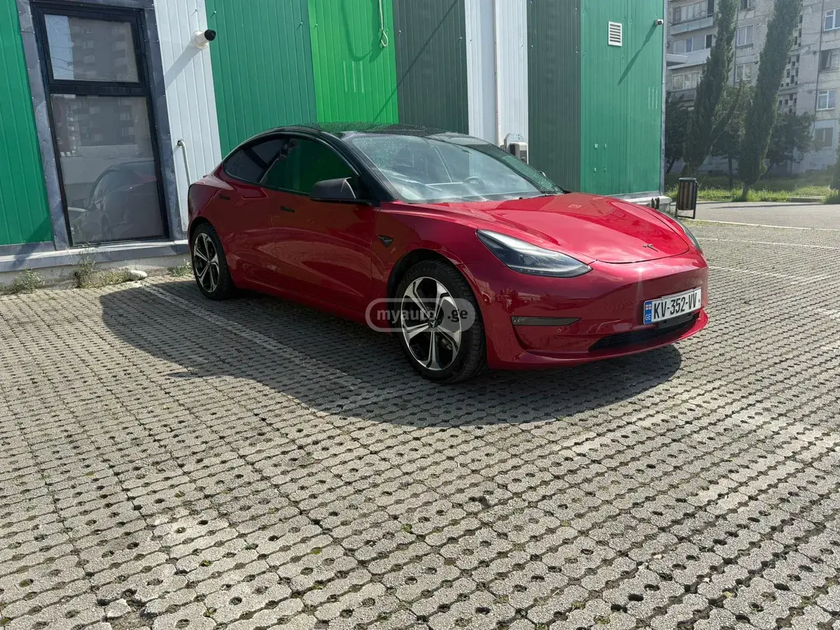 Tesla Model 3 2022 — photo 2