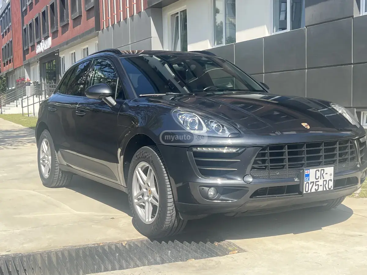 Porsche Macan 2018 — photo 2