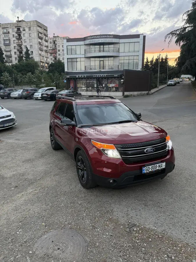 Ford Explorer 2015 — photo 2