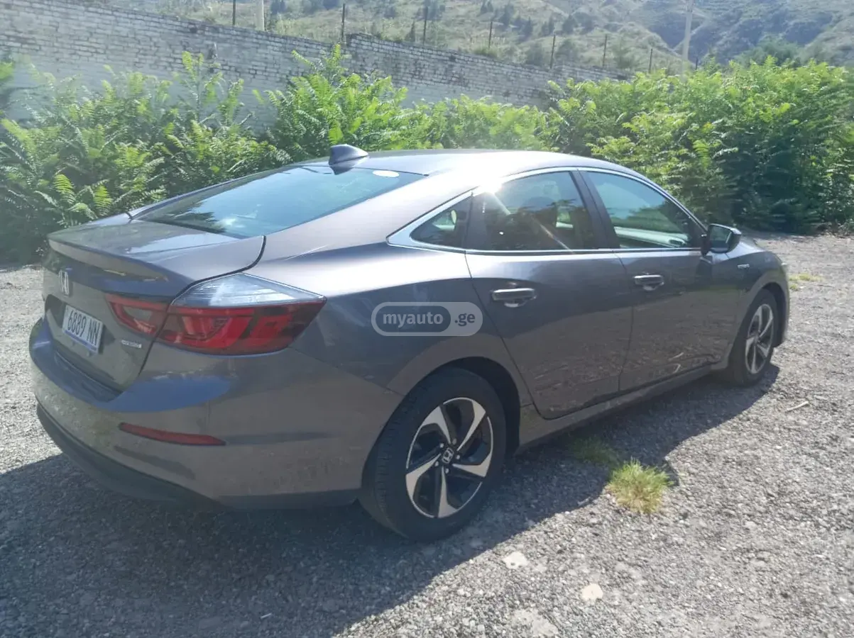 Honda Insight 2022 — photo 2