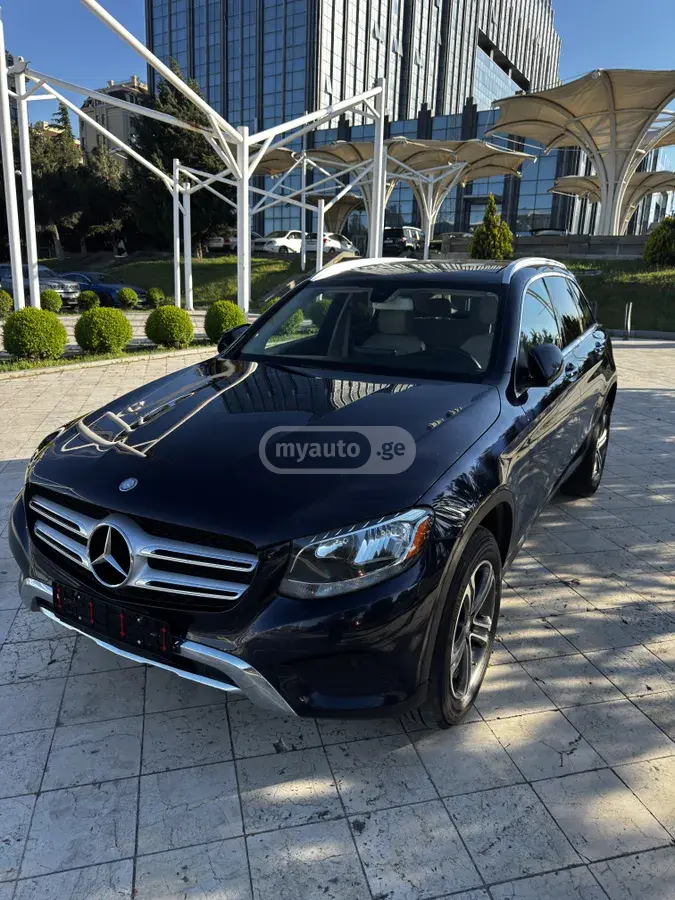 Mercedes-Benz GLC 300