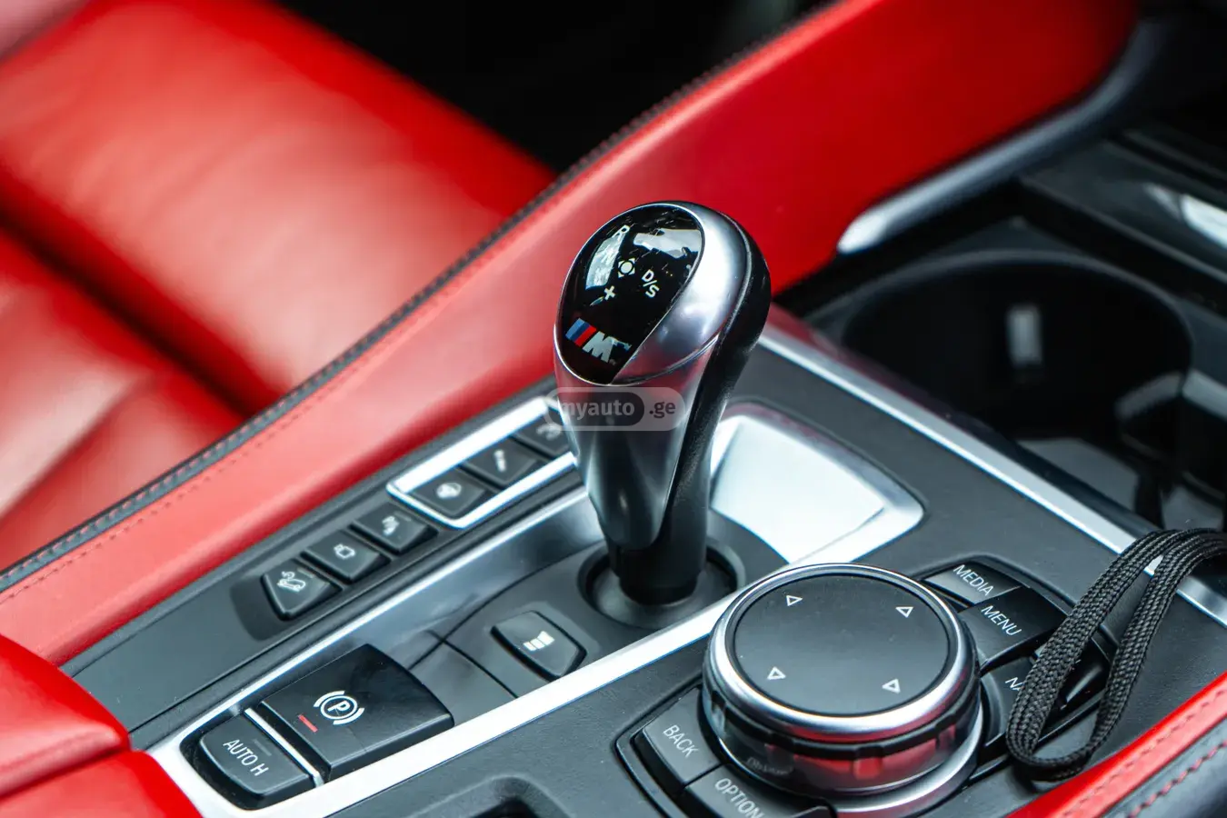 BMW X6 M 2016 — photo 2