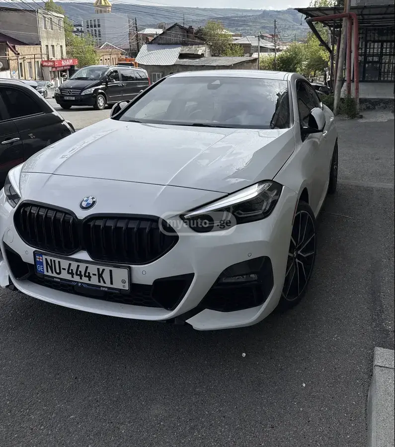 BMW 228 2021 — photo 2