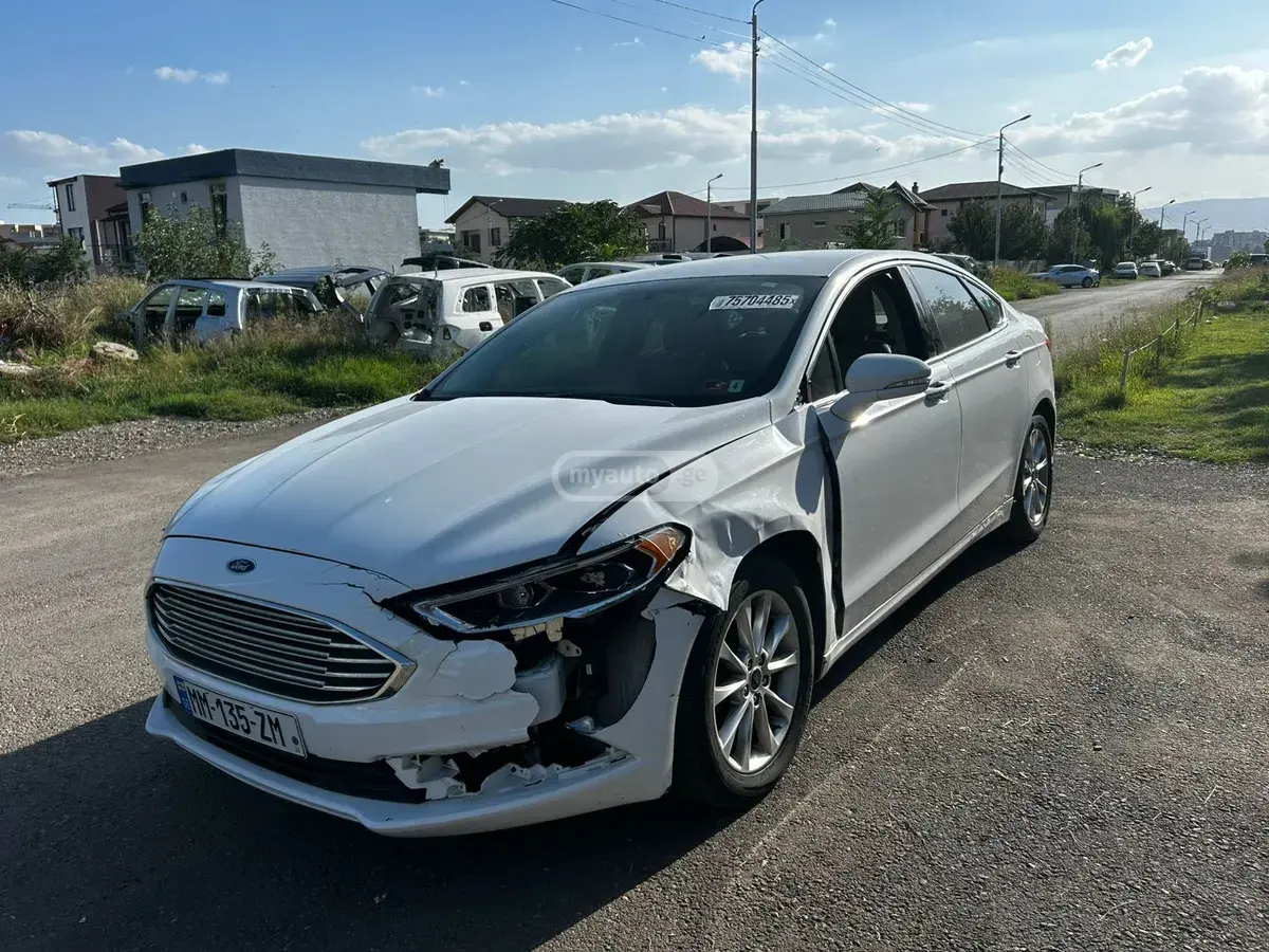 Ford Fusion 2017 — photo 2