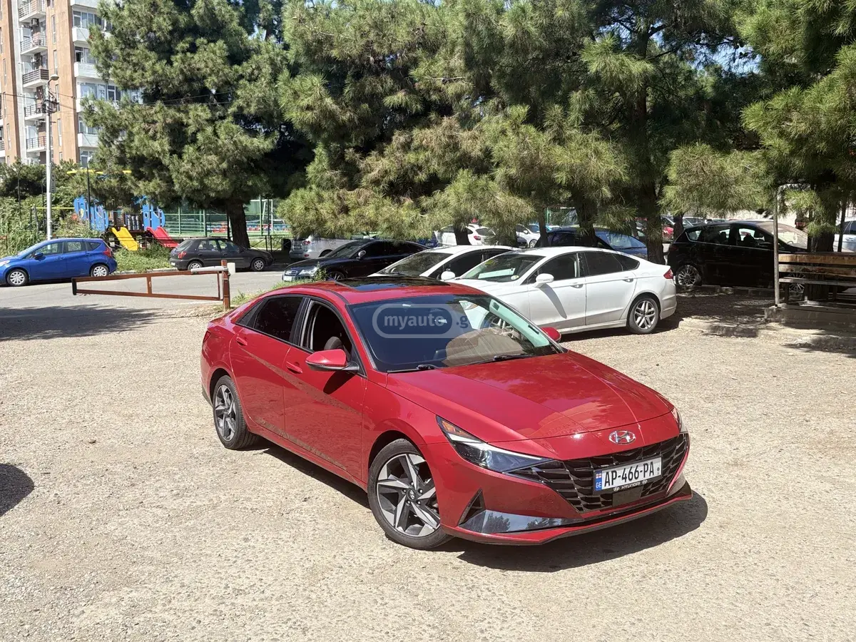 Hyundai Elantra