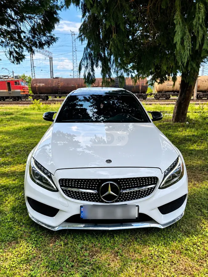 Mercedes-Benz C 300