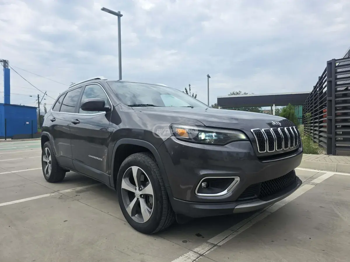 Jeep Cherokee