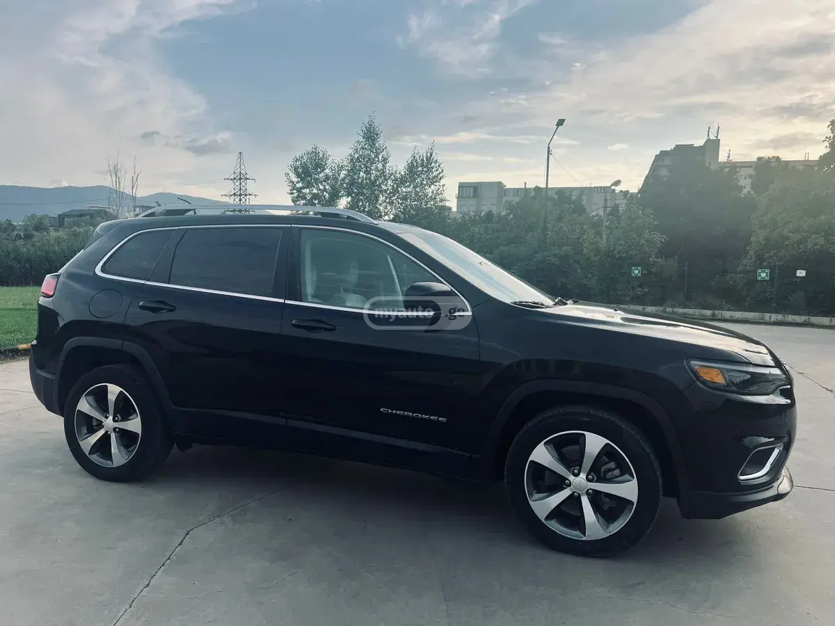 Jeep Cherokee