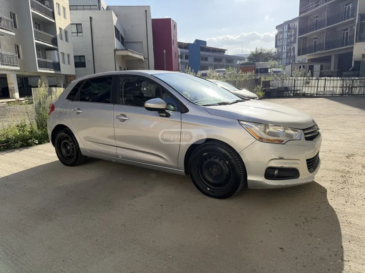 Citroen C4 2014 — photo 2