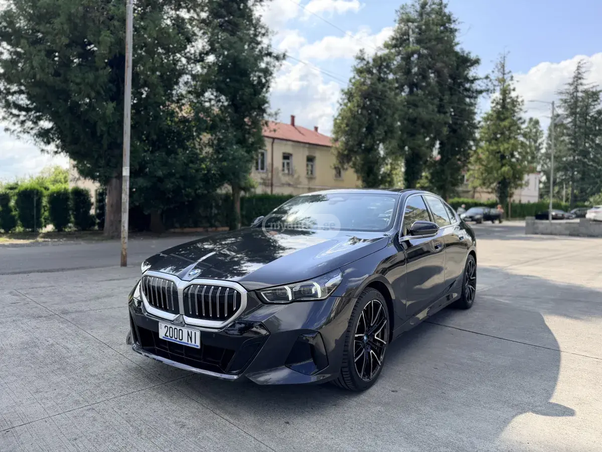BMW 530