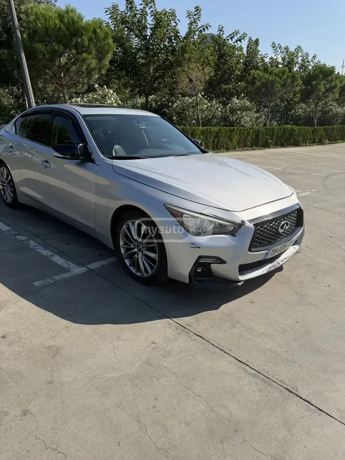 Infiniti Q50