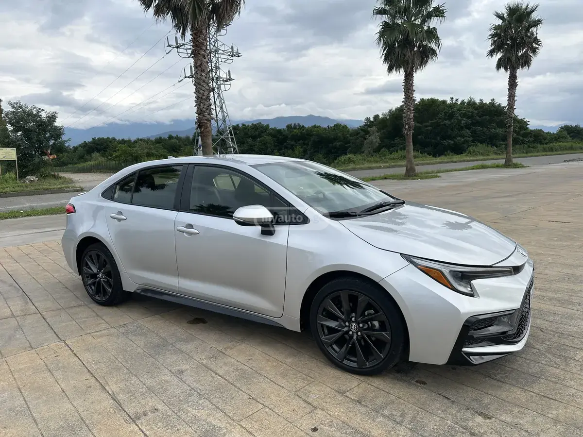 Toyota Corolla 2023 — photo 2