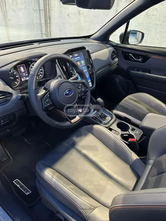 Subaru Forester 2025 — photo 2