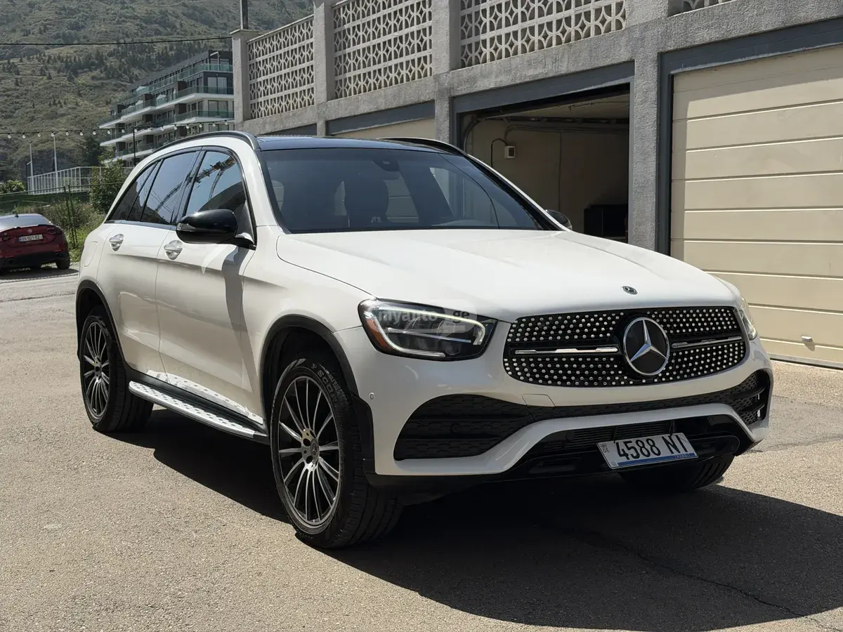 Mercedes-Benz GLC 300 2020 — photo 2