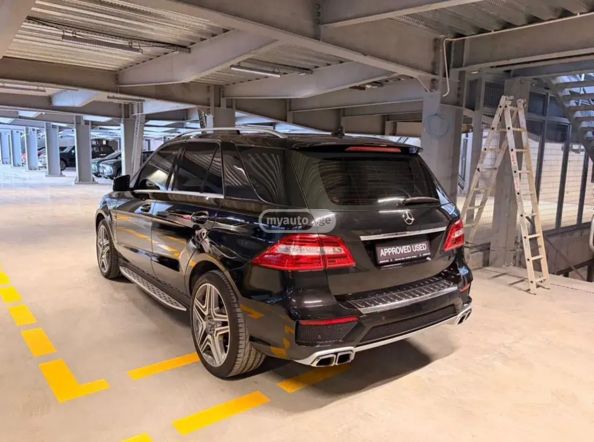 Mercedes-Benz ML 63 AMG 2013 — photo 2