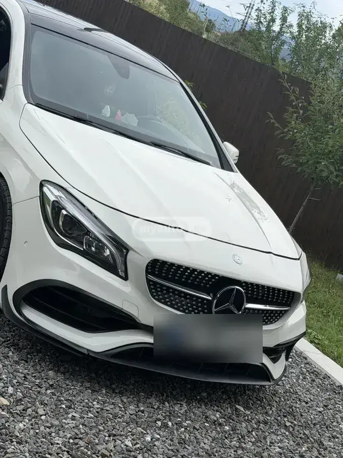 Mercedes-Benz CLA 250